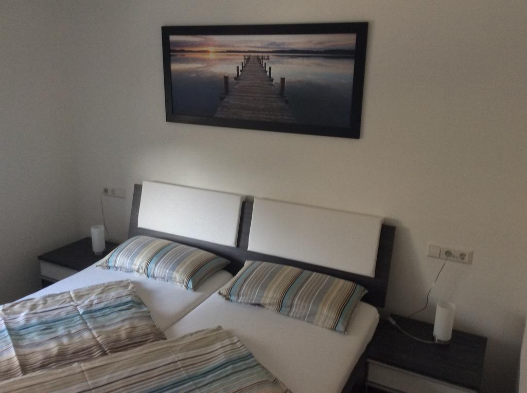 Ferienwohnung Bodenseezauber Langenargen Zimmer foto